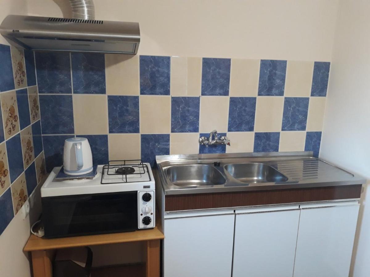 Apartment Pored Jezera